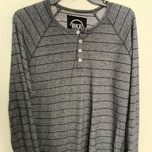 Buckle bike men’s Henley